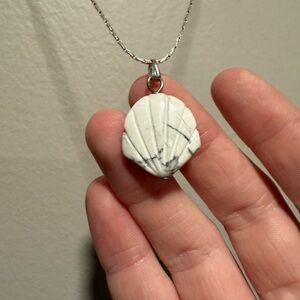 Elegant White Shell Pendant Necklace